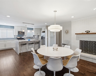 2712 Beechmont Place - Photo Thumbnail 17