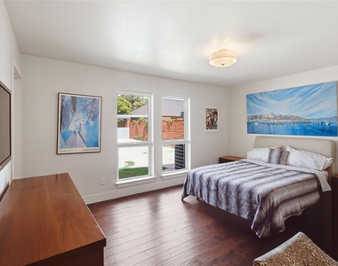 2712 Beechmont Place - Photo Thumbnail 24