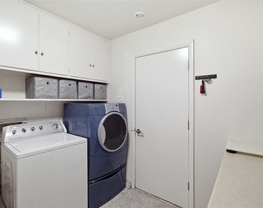 2712 Beechmont Place - Photo Thumbnail 22