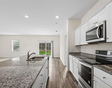 8360 Stovepipe Drive - Photo Thumbnail 12