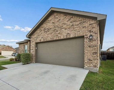 8360 Stovepipe Drive - Photo Thumbnail 2
