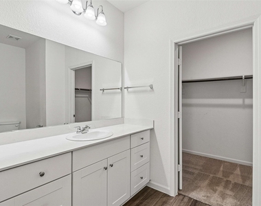 8360 Stovepipe Drive - Photo Thumbnail 16