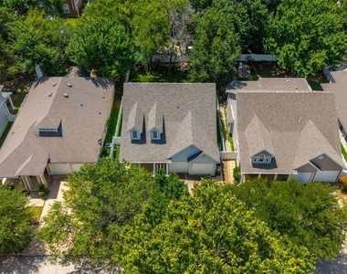 9924 Lexington Drive - Photo Thumbnail 22