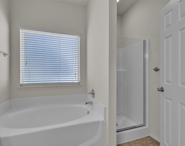 9924 Lexington Drive - Photo Thumbnail 15