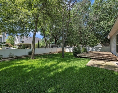 9924 Lexington Drive - Photo Thumbnail 29