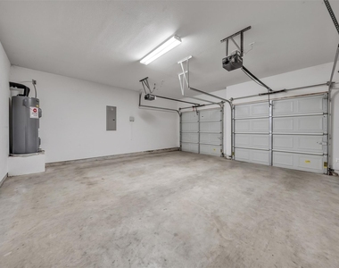 9924 Lexington Drive - Photo Thumbnail 31