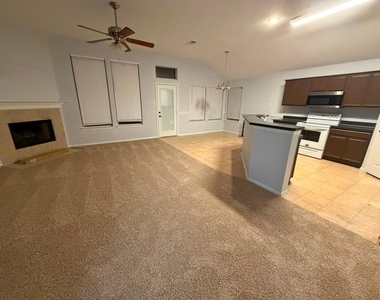 1026 Port Aransas Drive - Photo Thumbnail 8