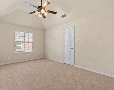 10437 Chantry Lane - Photo Thumbnail 29