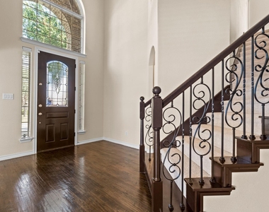 10437 Chantry Lane - Photo Thumbnail 21