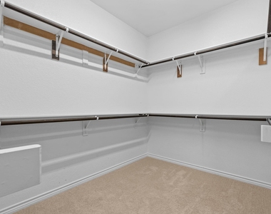 10437 Chantry Lane - Photo Thumbnail 20