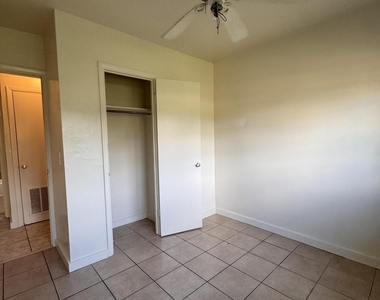 1148 Arizona Avenue - Photo Thumbnail 20