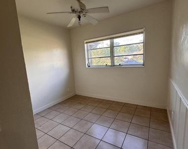 1148 Arizona Avenue - Photo Thumbnail 19