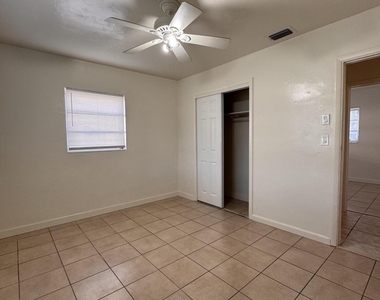 1148 Arizona Avenue - Photo Thumbnail 23