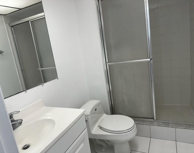 2600 Fiore Way - Photo Thumbnail 17