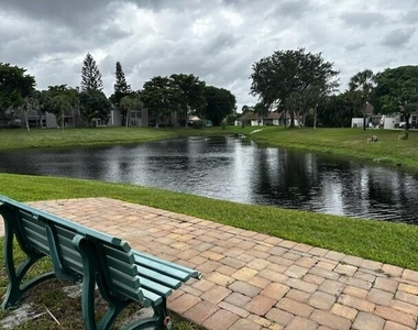 2600 Fiore Way - Photo Thumbnail 23