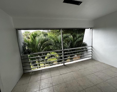 2600 Fiore Way - Photo Thumbnail 20