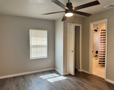2707 Cross Street - Photo Thumbnail 8