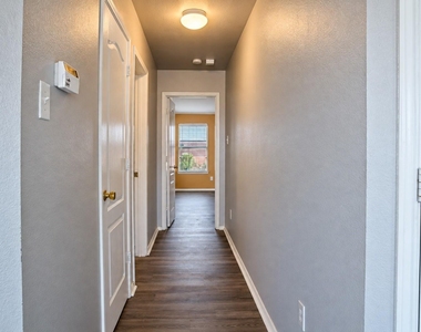 1445 Gatlinburg Circle - Photo Thumbnail 19