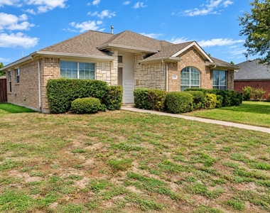 1445 Gatlinburg Circle - Photo Thumbnail 1
