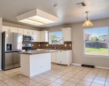 1445 Gatlinburg Circle - Photo Thumbnail 24