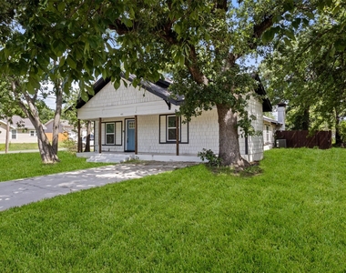 431 W Texas Street - Photo Thumbnail 2