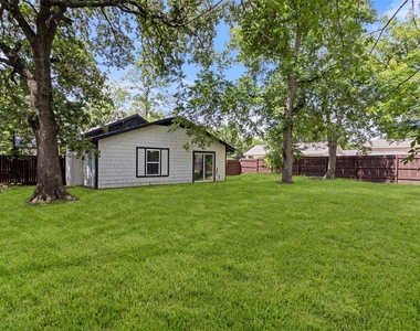431 W Texas Street - Photo Thumbnail 25