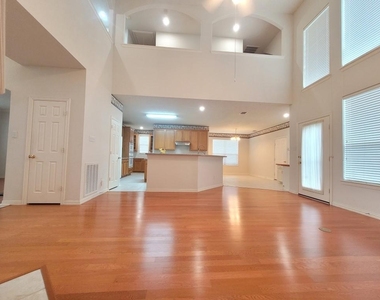 3509 Dripping Springs Drive - Photo Thumbnail 6