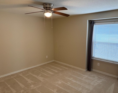 7961 Meadow Spring Lane - Photo Thumbnail 17