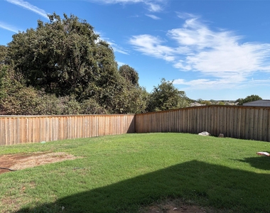 7961 Meadow Spring Lane - Photo Thumbnail 22