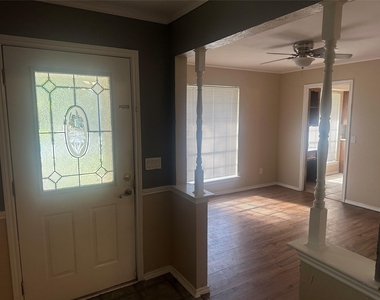 2809 Teakwood Lane - Photo Thumbnail 1