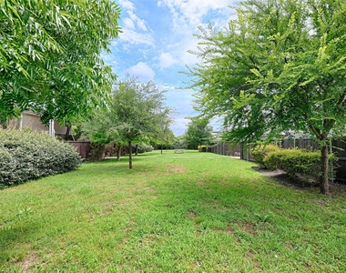 5067 Gaston Avenue - Photo Thumbnail 7