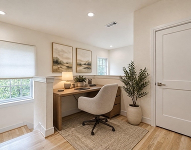 5067 Gaston Avenue - Photo Thumbnail 4