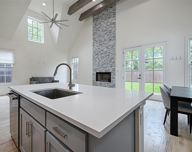 5067 Gaston Avenue - Photo Thumbnail 17