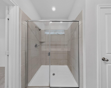 1613 Abbottsford Avenue - Photo Thumbnail 14