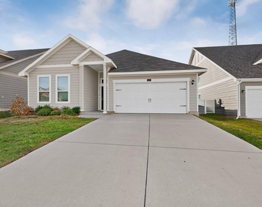 1613 Abbottsford Avenue - Photo Thumbnail 1