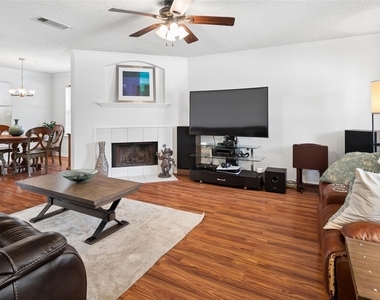2313 Tisbury Way - Photo Thumbnail 17