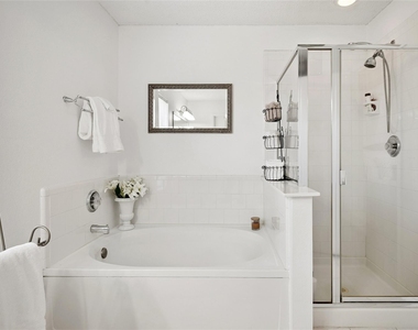 2313 Tisbury Way - Photo Thumbnail 10