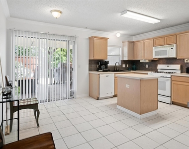 2313 Tisbury Way - Photo Thumbnail 16