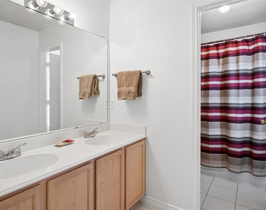 2313 Tisbury Way - Photo Thumbnail 5