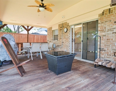 2313 Tisbury Way - Photo Thumbnail 4