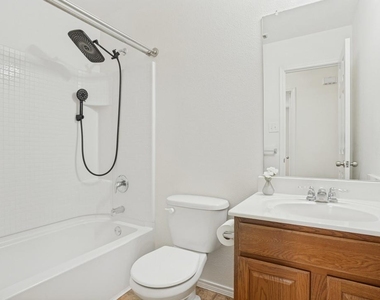 1224 Elkford Lane - Photo Thumbnail 10