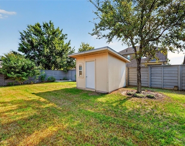 852 Countryside Way - Photo Thumbnail 38