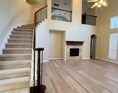 4203 Iron Lane - Photo Thumbnail 7