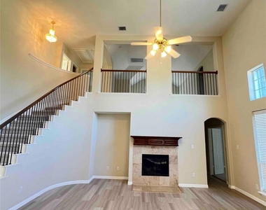 4203 Iron Lane - Photo Thumbnail 8