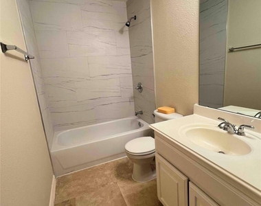 4203 Iron Lane - Photo Thumbnail 9