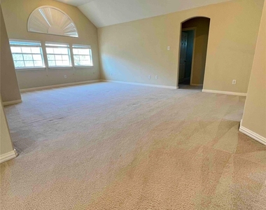 4203 Iron Lane - Photo Thumbnail 14