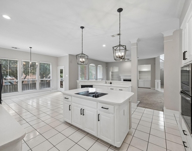 505 Northwood Trail - Photo Thumbnail 2