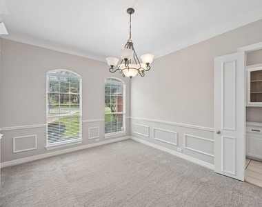 505 Northwood Trail - Photo Thumbnail 12