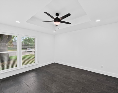 2925 Allister Street - Photo Thumbnail 15