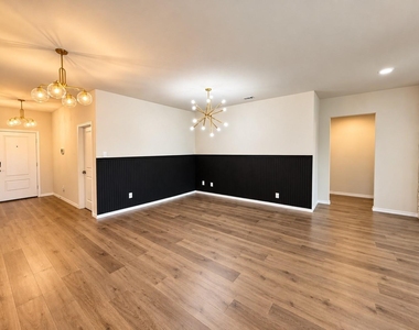 147 Mapleoak Drive - Photo Thumbnail 13